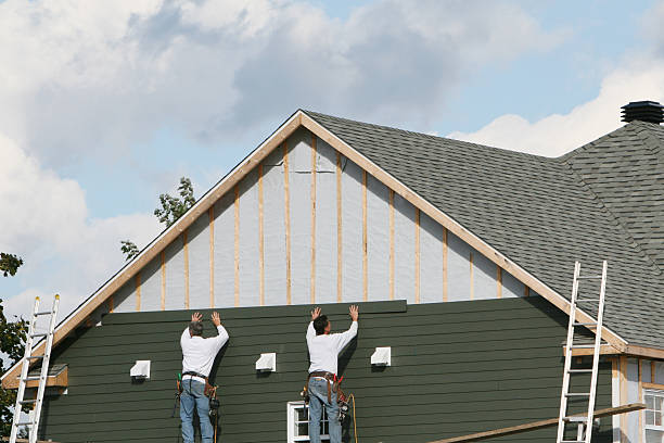 Professional Siding technician working in Simpson, PA